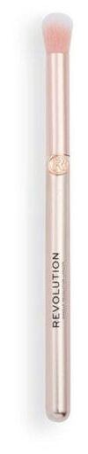 Revolution Beauty London Fluffy Blending Brush R4